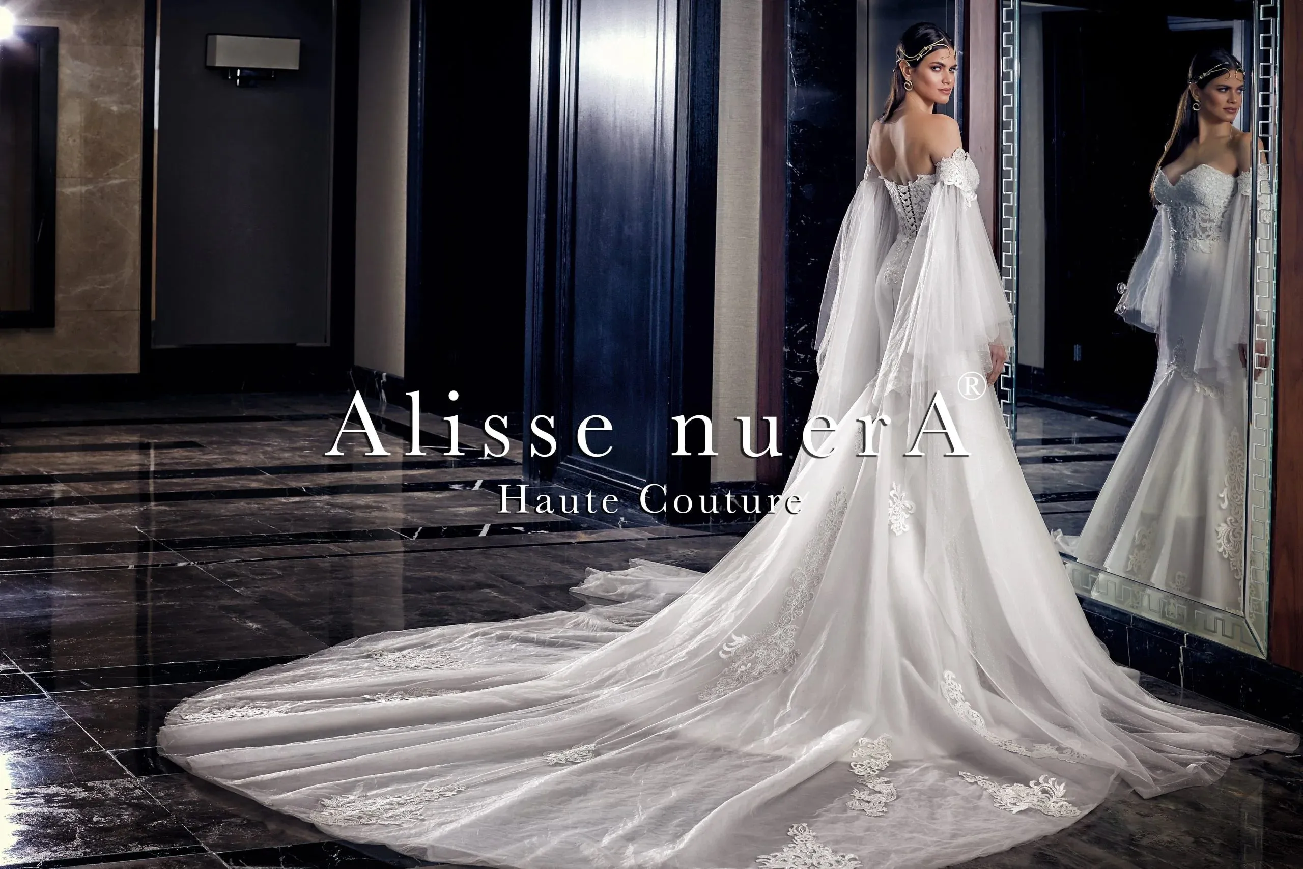 Sweetheart Mermaid Bridal Dress with Removable Tulle Bell Sleeve